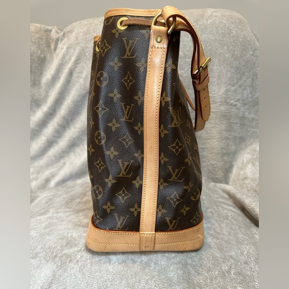 Noé Louis Vuitton bag - Picture 3 of 11